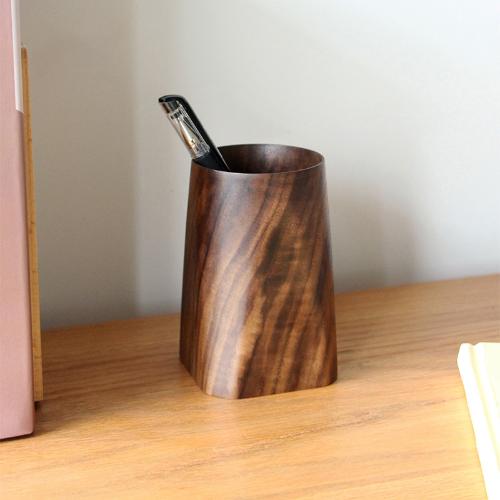 黑胡桃實木筆筒 桌面實木鏤空筆座創意多功能簡約北歐大容量筆插