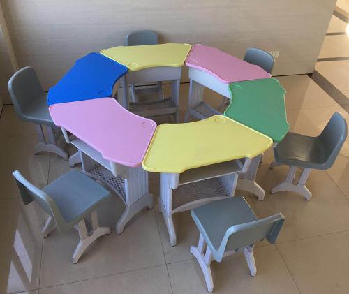 塑鋼閱讀桌中小學生課桌椅學習桌梯形六邊形培訓班組合桌椅