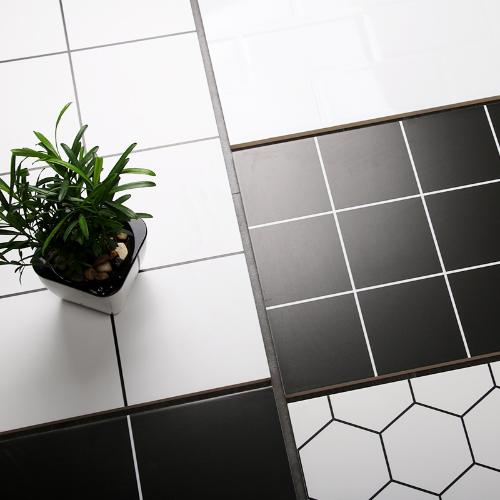 佛山廚房衛生間瓷磚300*600簡約現代廁所陽臺牆磚歐式格子小白磚